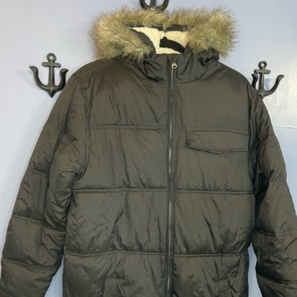 NWT Women's Black Puffer Fleece Lined Coat With For Hood